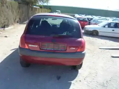 Здавання транспортного засобу renault clio ii fase i (b/cbo) 1.9 d alize року 2001 потужний f8qp6