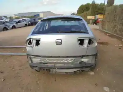 Здавання транспортного засобу seat leon (1m1) stella року 2005 потужний asv