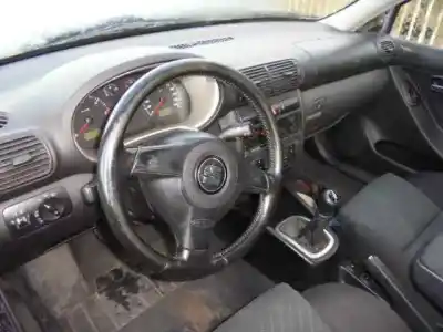 Здавання транспортного засобу seat leon (1m1) stella року 2005 потужний asv