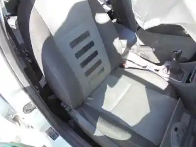 Vehicul casat ford focus lim. (cb4) business al anului 2010 alimentat shda