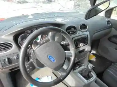 Veicolo di demolizione ford focus lim. (cb4) titanium dell'anno 2008 alimentato g8db