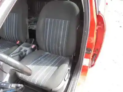 Veicolo di demolizione ford focus lim. (cb4) titanium dell'anno 2008 alimentato g8db