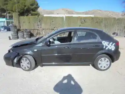 Veicolo di demolizione CHEVROLET LACETTI SE dell'anno 2006 alimentato F14D3