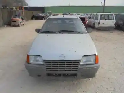Veículo de Sucata opel kadett e gl familiar do ano 1986 alimentado 16da