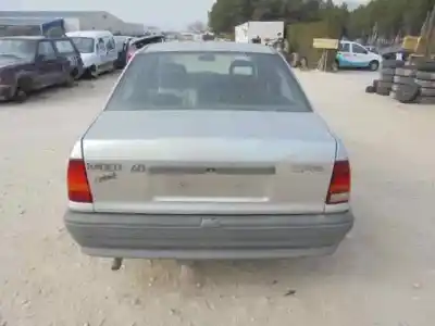 Veículo de Sucata opel kadett e gl familiar do ano 1986 alimentado 16da