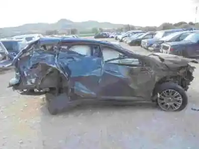 Sloopvoertuig ford focus turn. (cb8) titanium van het jaar 2011 aangedreven t1da