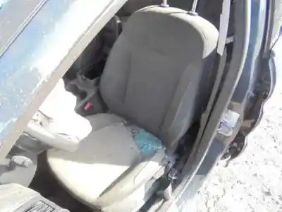 Sloopvoertuig ford focus turn. (cb8) titanium van het jaar 2011 aangedreven t1da