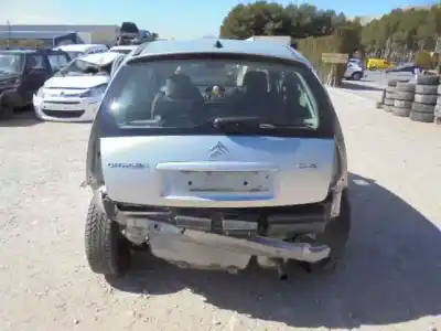 Veículo de Sucata citroen c3 1.4 hdi exclusive do ano 2004 alimentado 8hx (dv4td)