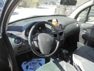 Veículo de Sucata citroen c3 1.4 hdi exclusive do ano 2004 alimentado 8hx (dv4td)