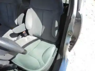 Veículo de Sucata citroen c3 1.4 hdi exclusive do ano 2004 alimentado 8hx (dv4td)