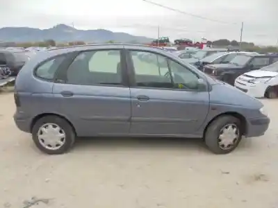 Scrapping Vehicle renault megane i scenic (ja0) 1.6e alize of the year 1999 powered k7ma702