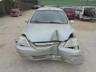 Veículo de Sucata kia rio ls berlina do ano 2004 alimentado a5d