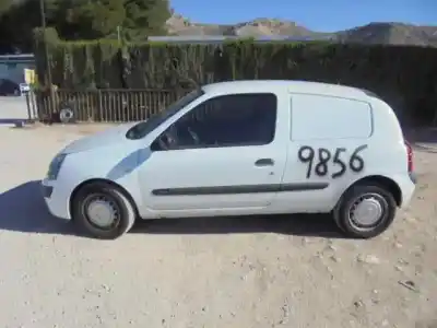 Утилизация автомобиля renault clio ii fase ii (b/cb0) base authentique года 2006 питание k9kv714