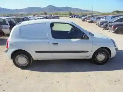 Утилизация автомобиля renault clio ii fase ii (b/cb0) base authentique года 2006 питание k9kv714