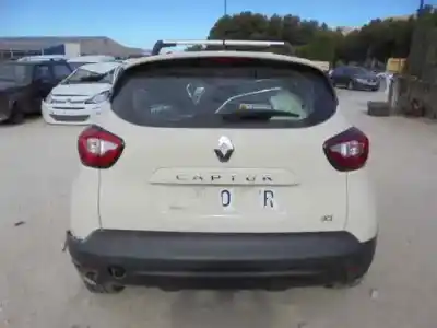 Sloopvoertuig renault captur 5 p van het jaar 2014 aangedreven k9kb608