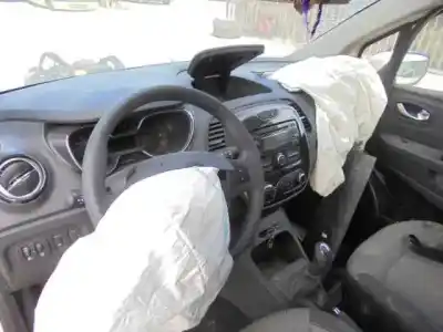 Sloopvoertuig renault captur 5 p van het jaar 2014 aangedreven k9kb608