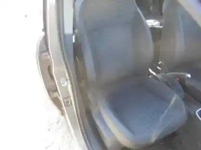 Здавання транспортного засобу opel corsa d excellence року 2014 потужний a14xer