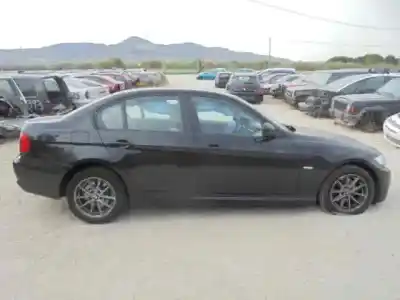 Veículo de Sucata bmw serie 3 berlina (e90) 318d do ano 2010 alimentado n47d20c