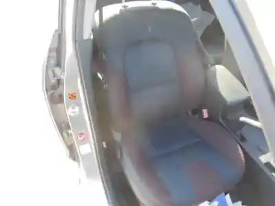 Veículo de Sucata mazda 3 berlina (bk) 1.6 cd diesel cat do ano 2005 alimentado y6