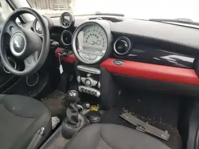Здавання транспортного засобу mini mini (r56) one року 2010 потужний n12b14a