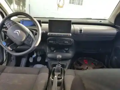 Veicolo di demolizione citroen c4 cactus live dell'anno 2018 alimentato yh01