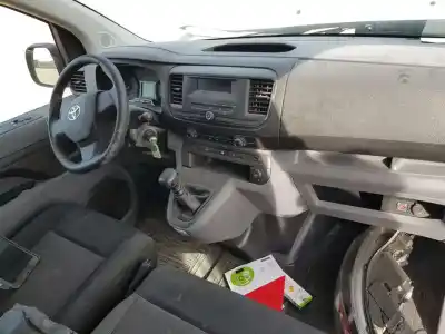 Veículo de Sucata toyota proace furgon do ano 2023 alimentado yh01