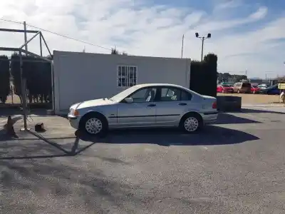 Veículo de Sucata bmw serie 3 berlina (e46) 316i do ano 1999 alimentado 194e1