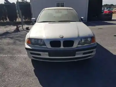 Veículo de Sucata bmw serie 3 berlina (e46) 316i do ano 1999 alimentado 194e1