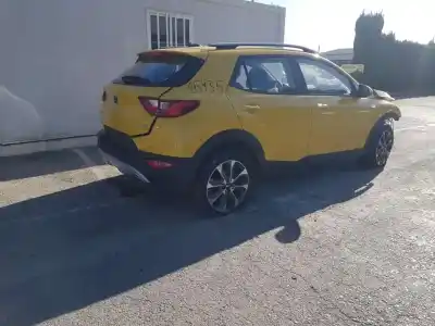 Veículo de Sucata kia stonic (ybcuv) business do ano 2018 alimentado g3lc