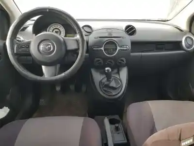 Veicolo di demolizione mazda 2 (de_, dh_) 1.3 (de3fs) dell'anno 2008 alimentato zj