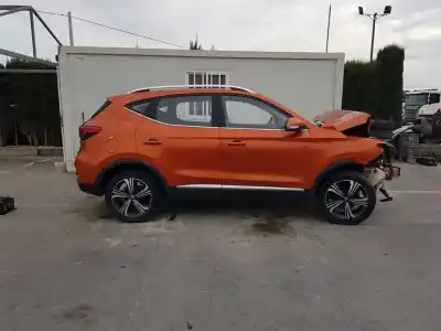 Véhicule à la ferraille mg                                                 zs                                                                                                                                                                                                                                                         suv 1.5 vti                                                                                                                                                                                                                                                de l'année 2022 alimenté 15s4c