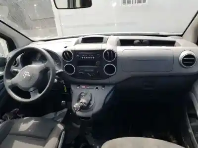 Veicolo di demolizione citroen berlingo live m dell'anno 2017 alimentato bh02