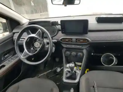 Veículo de Sucata dacia sandero stepway do ano 2022 alimentado h4de47