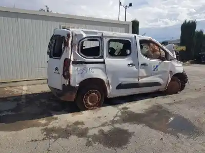 Veículo de Sucata citroen berlingo feel m do ano 2023 alimentado yh01