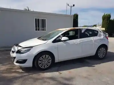 Vehicul casat opel                                               astra j lim.                                                                                                                                                                                                                                               selective                                                                                                                                                                                                                                                  al anului 2014 alimentat b16dtl