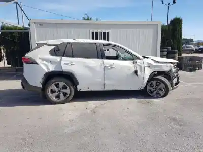 Veicolo di demolizione toyota rav4 hybrid 4x2 advance dell'anno 2021 alimentato a25a