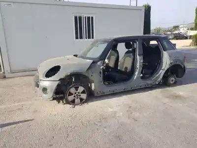 Здавання транспортного засобу mini mini 5-trg. (f55) cooper року 2020 потужний b38a15a