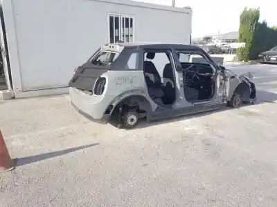 Здавання транспортного засобу mini mini 5-trg. (f55) cooper року 2020 потужний b38a15a