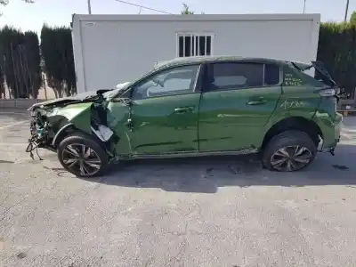 Scrapping Vehicle peugeot 308 allure of the year 2023 powered yh01