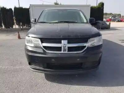 Veículo de Sucata dodge journey se do ano 2010 alimentado bwd