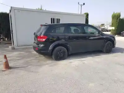 Veículo de Sucata dodge journey se do ano 2010 alimentado bwd