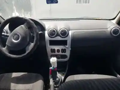 Veículo de Sucata dacia sandero laureate do ano 2010 alimentado k9k796