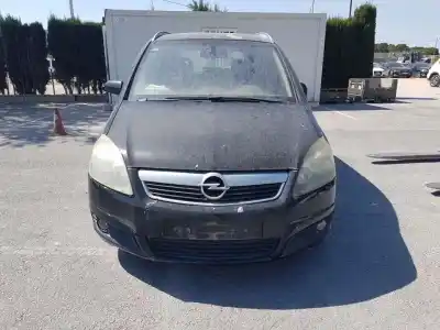Veículo de Sucata opel zafira b cosmo do ano 2006 alimentado z19dt