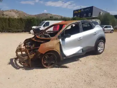 Scrapping Vehicle RENAULT CAPTUR II EQUILIBRE of the year 2022 powered H4D470