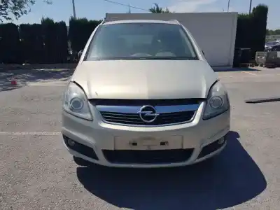 Vehicul casat opel zafira b cosmo al anului 2006 alimentat z19dth