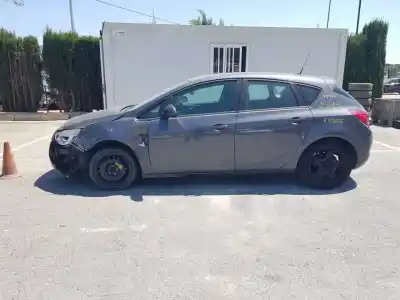 Veículo de Sucata opel astra j lim. selective business do ano 2012 alimentado a13dte