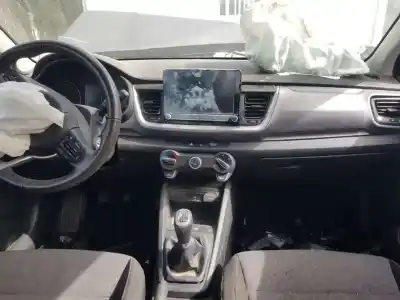 Scrapping Vehicle kia stonic (ybcuv) hybrid of the year 2021 powered g3lf