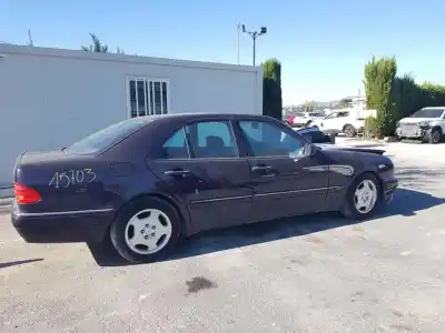 Здавання транспортного засобу mercedes-benz clase e (w210) berlina diesel 220 cdi (210.006) року 1999 потужний 611961