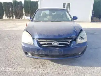 Vehicul casat kia magentis emotion al anului 2007 alimentat d4ea