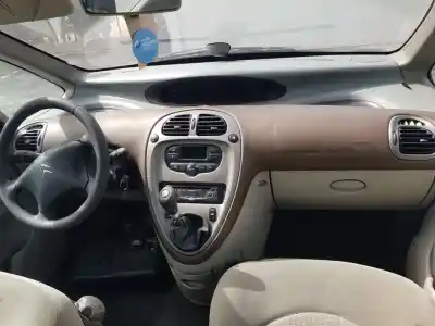 Scrapping Vehicle citroen xsara picasso (n68) 1.6 hdi of the year 2004 powered 9hy